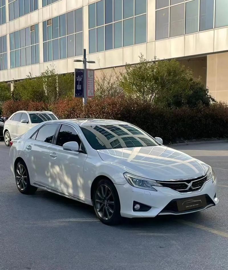 丰田锐志2017款,丰田锐志2017款报价及图片