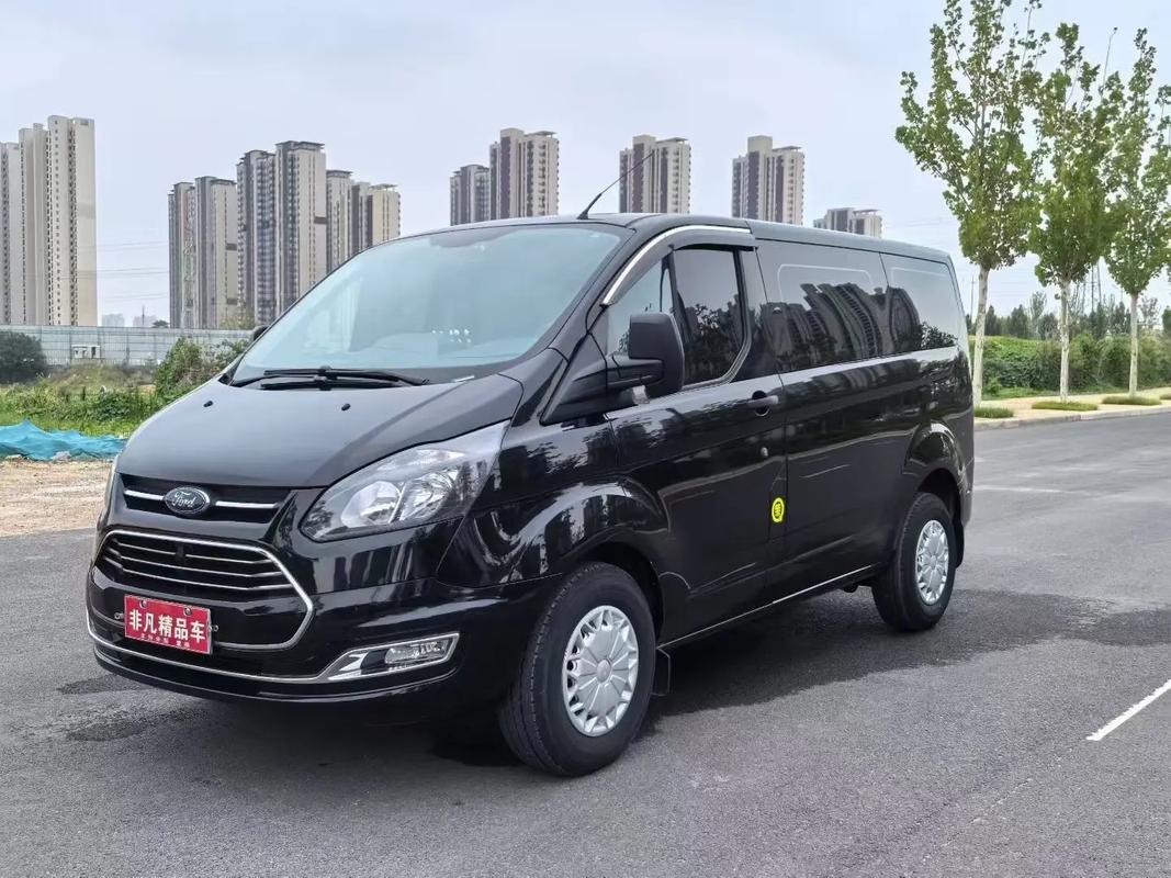 福特全顺6座柴油国6报价 福特全顺6座柴油报价及图片