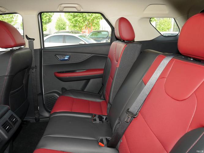 东风风光s560图片七座／东风风光s560图片七座 内饰