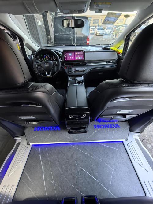 本田奥德赛七座商务车／本田奥德赛七座商务车内饰图片