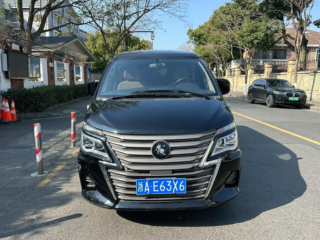 菱智m5七座新车报价自动挡／菱智 2021款 m5l 20l 手动 实用型 7座