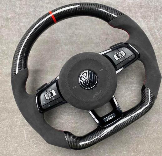 方向盘带r的车图片大全/方向盘带r字母