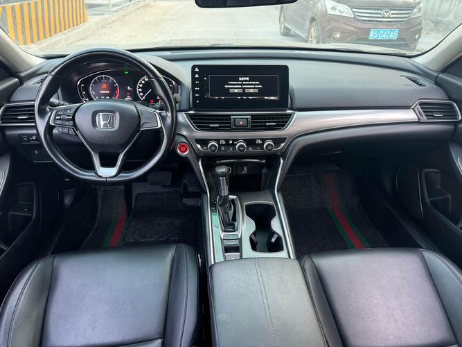 【本田雅阁2022款落地价,本田雅阁2022款落地价格】