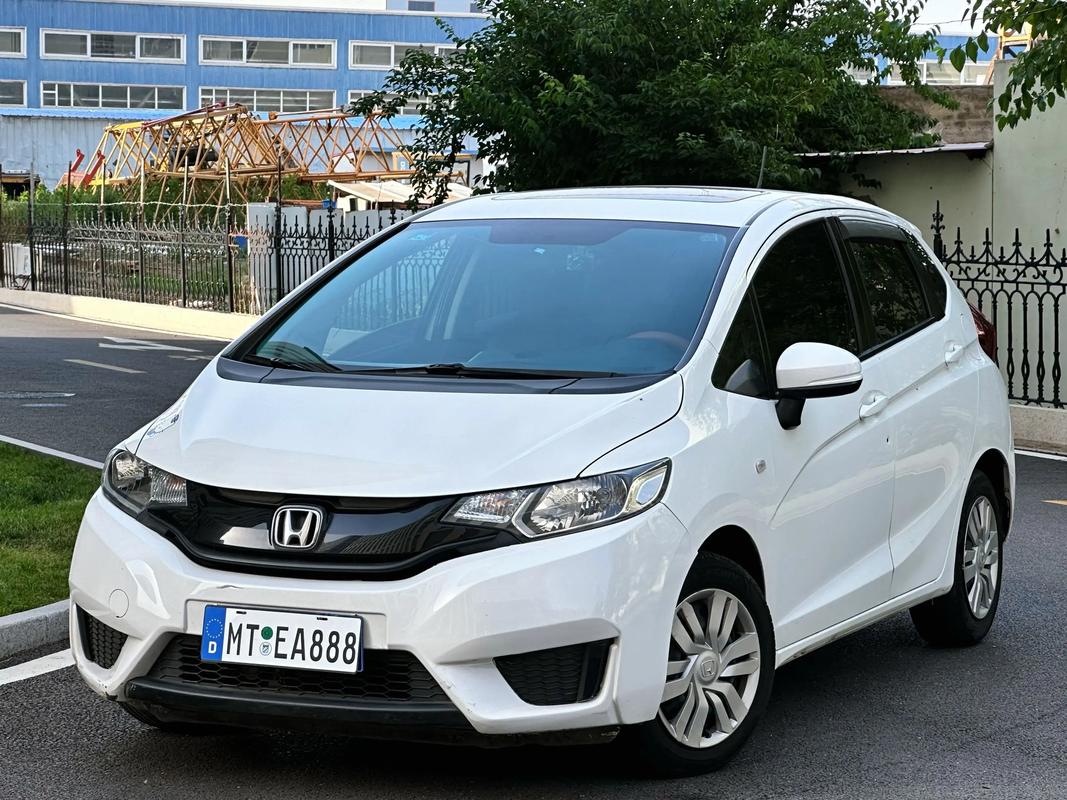 飞度gk5是哪一年的车／飞度gk5是哪一年上市