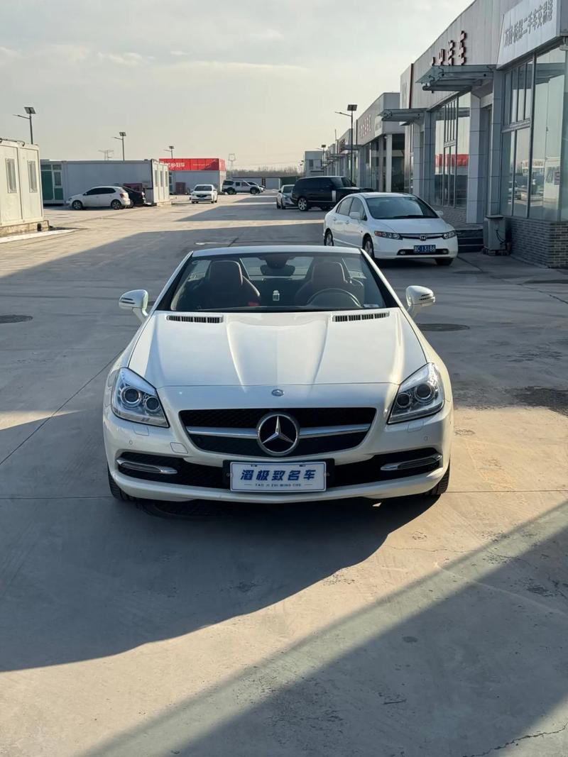 奔驰slk200新车多少钱/slk200k奔驰价格