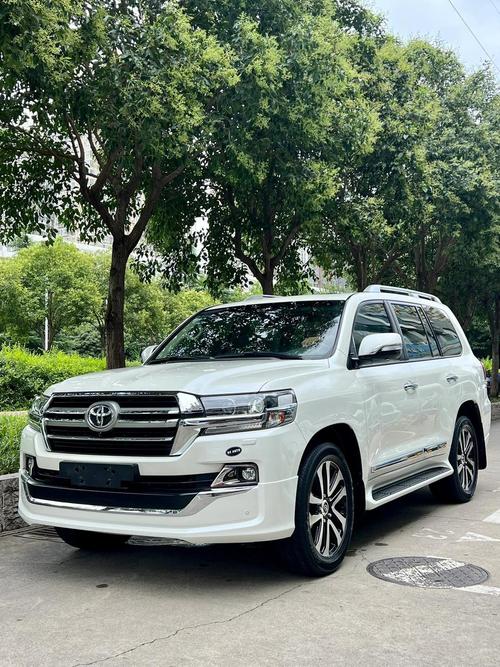 丰田兰德酷路泽v8报价,丰田兰德酷路泽2021款最新多少钱