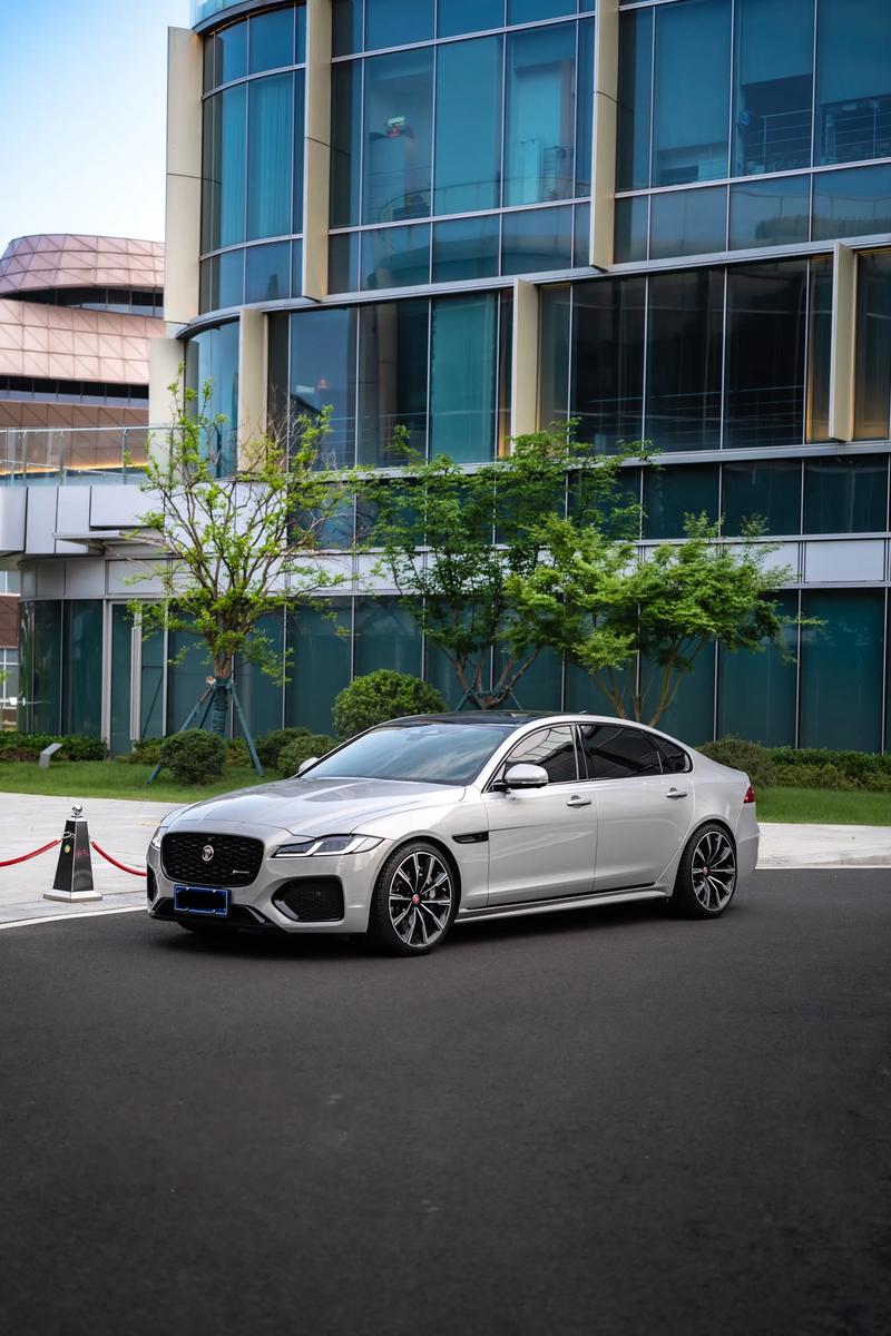 全新捷豹xfl／全新捷豹xfl广告