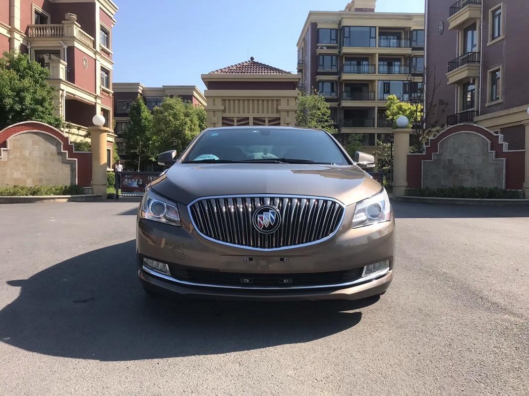 15年君越报价及图片(15年君越图片大全)