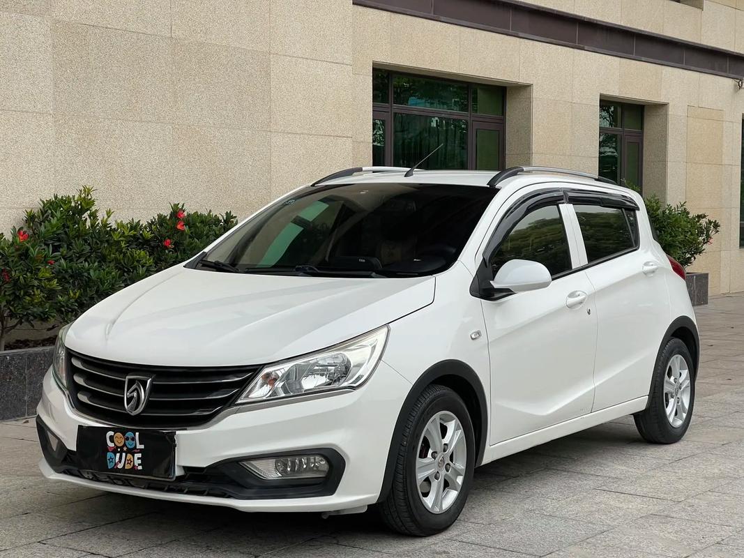 16年宝骏310二手车多少钱 2017款宝骏310二手车